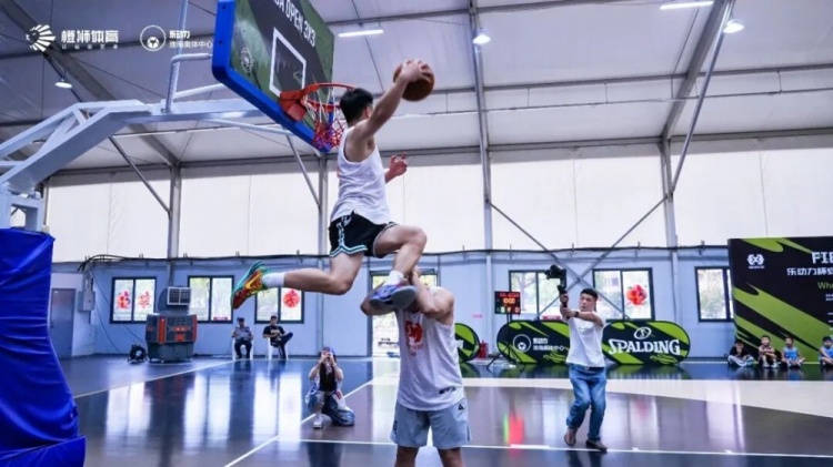 荣耀加冕!南京华泰力压群雄,问鼎2026 FIBA Open 3x3淮南站 荣耀加冕!南京华泰力压群雄,问鼎2026 FIBA Open 3x3淮南站